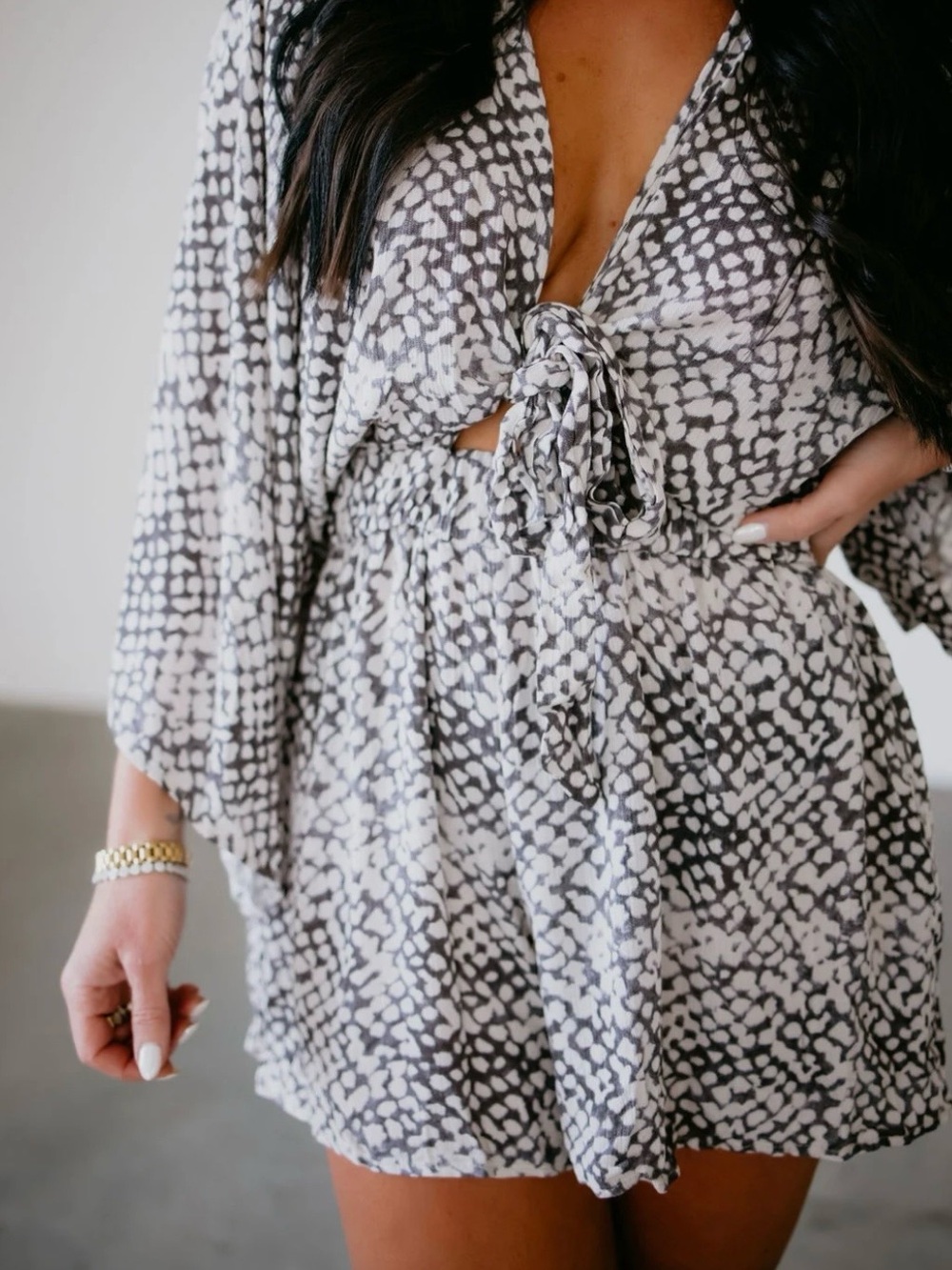 🩶 Wisteria Lane Daphne print romper